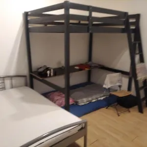  Apartmán Economy Flat 18 Minutes From Vaclavske Namesti