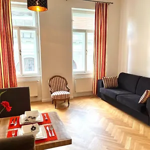 Apartment Amazing Zborovska, Prague